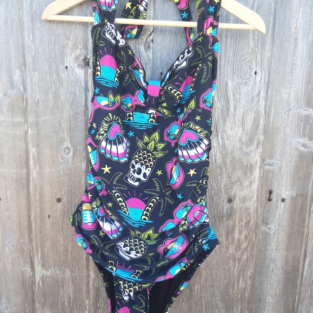 Tropical skull vintage style one piece